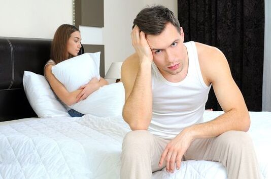 Une personne est dérangée par des décharges pathologiques lorsqu'elle est excitée